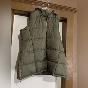 Maurice’s Vest 2x